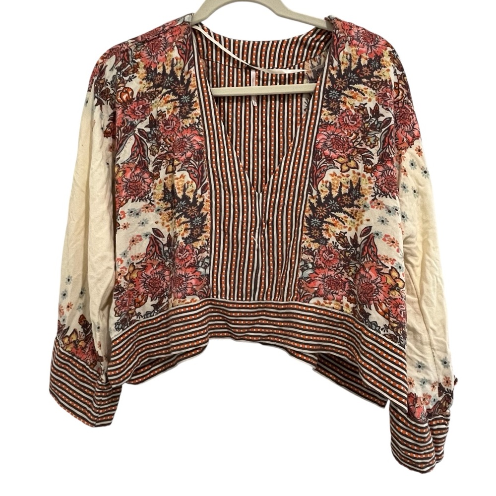 Free People Floral  Long Sleeve Top boho size Small Petite flowy blouse